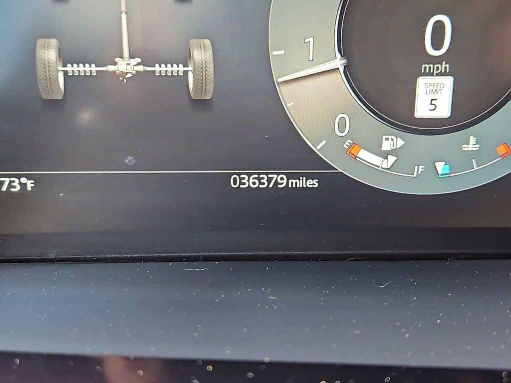 Used 2024 Land Rover Range Rover Evoque S AWD/4WD image 13