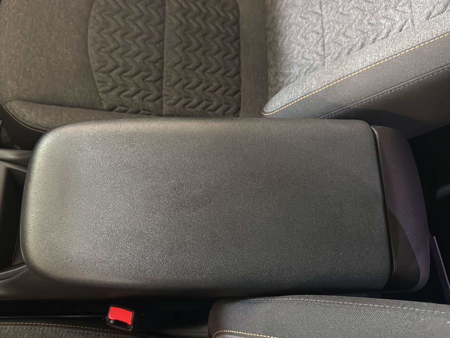 Certified 2024 Chevrolet Equinox LT w/ LPO, Floor Liner Package FWD image 30