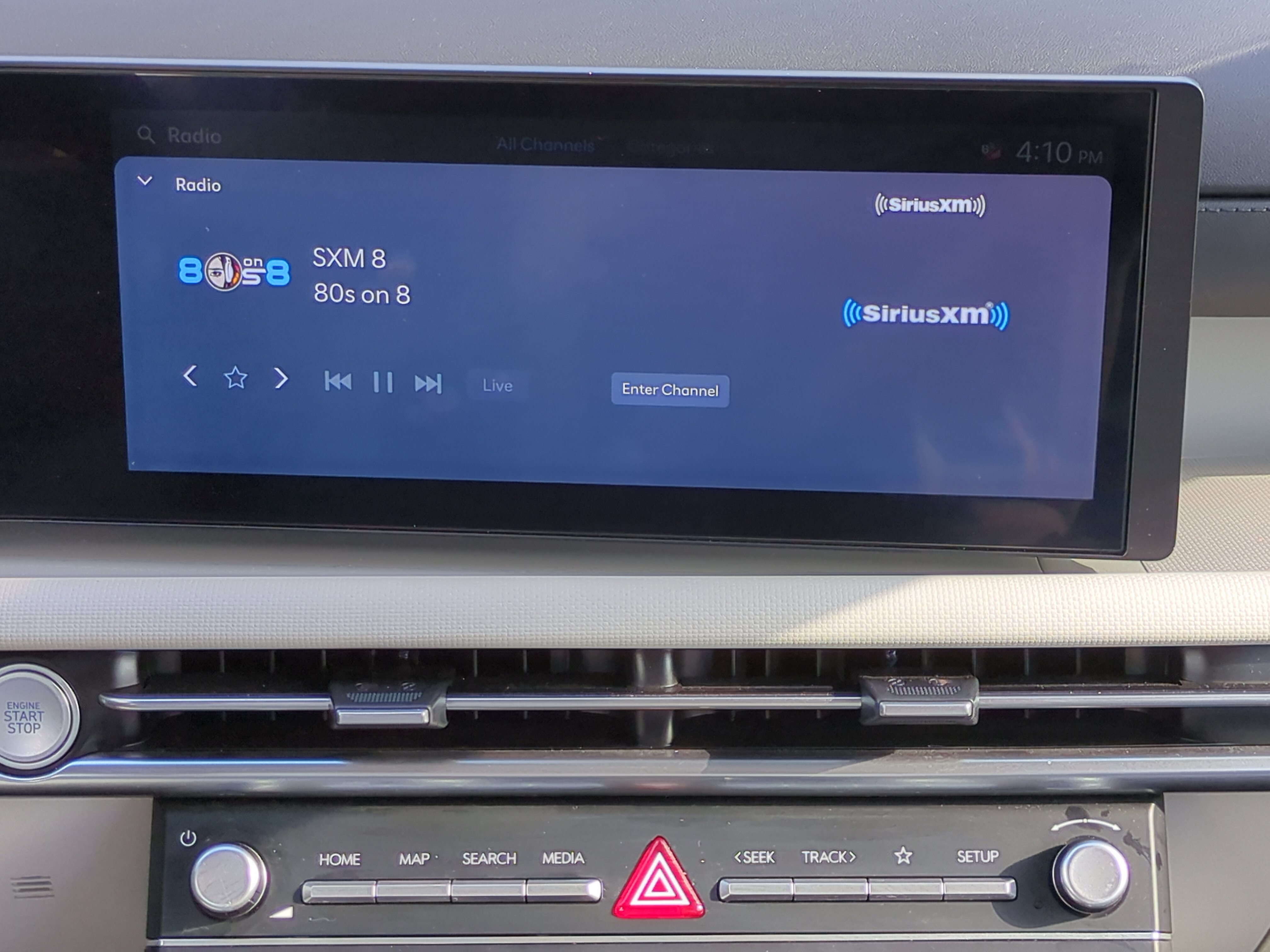 Certified 2025 Hyundai Tucson SE image 13