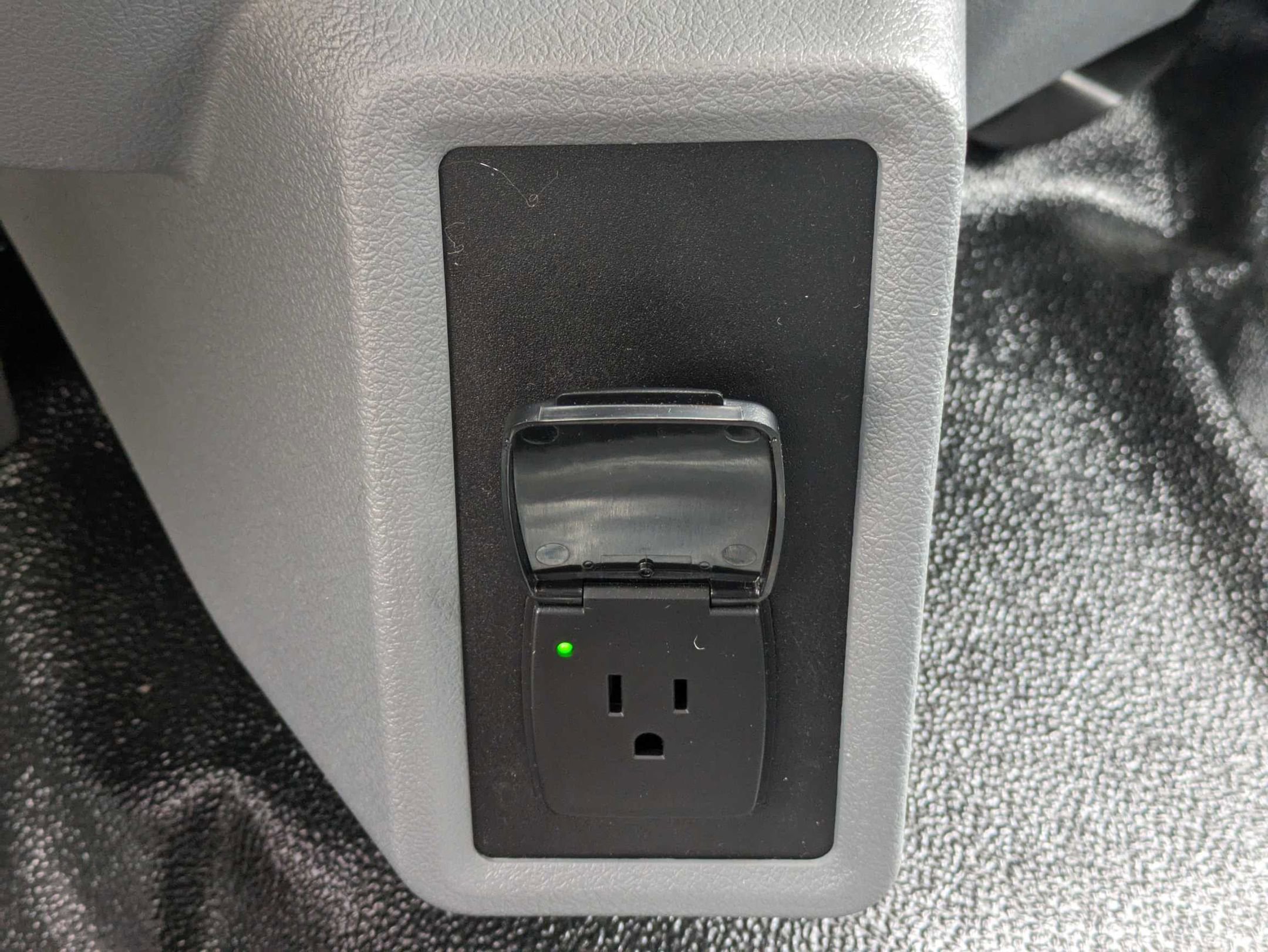 New 2025 Ford F650 2WD Regular Cab Super Duty image 18
