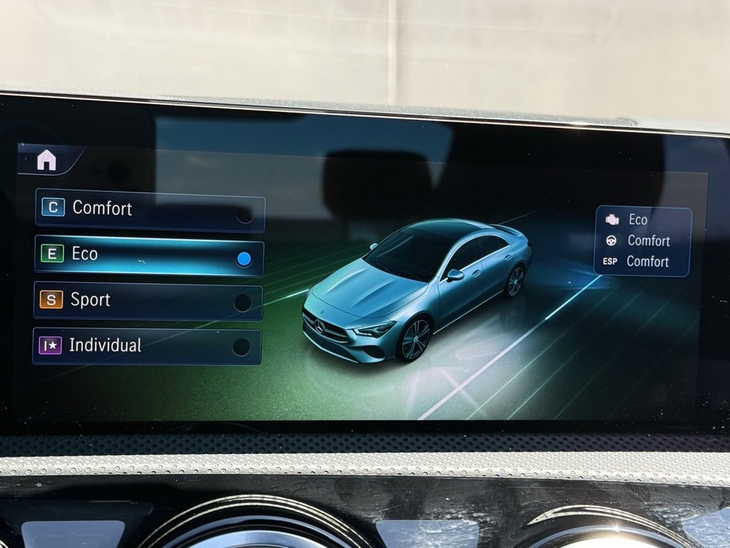 Used 2025 Mercedes-Benz CLA 250 4MATIC image 10