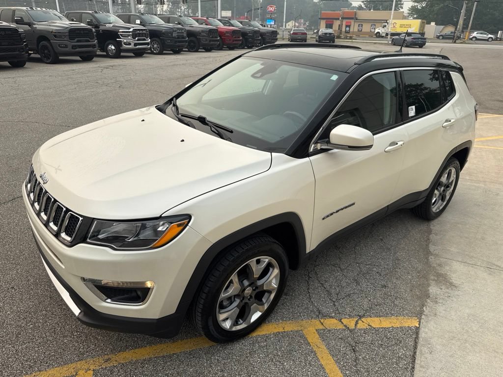 Used 2020 Jeep Compass Limited w/ Advanced Safety Group AWD/4WD image 10