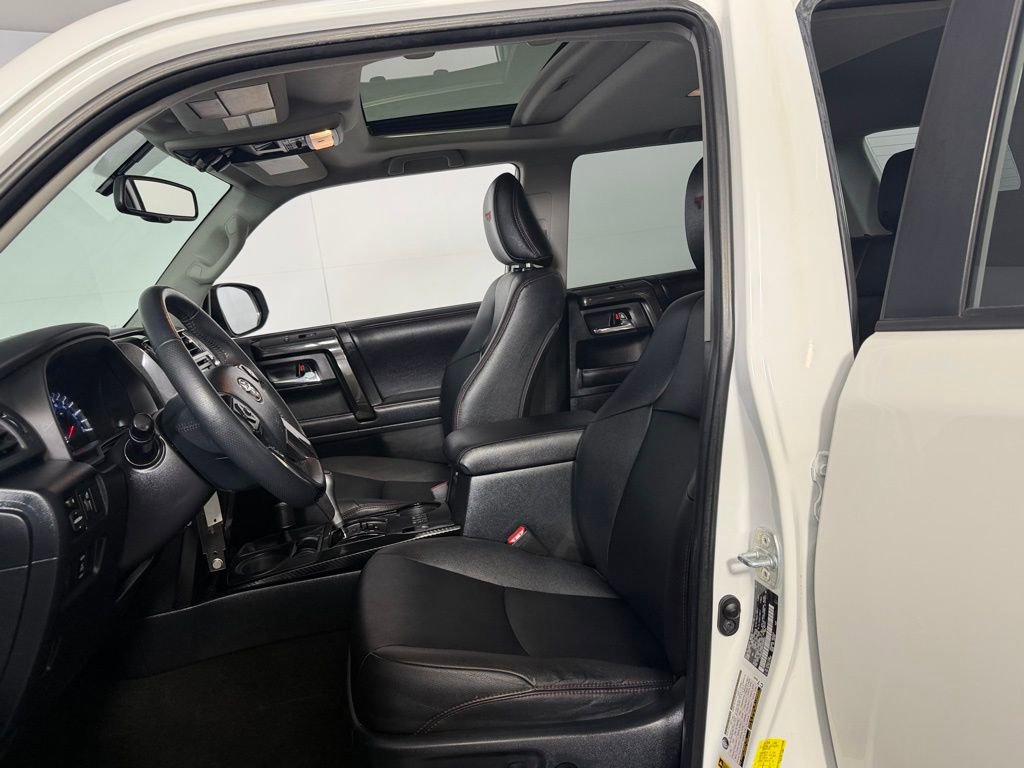 Used 2019 Toyota 4Runner TRD Off-Road Premium AWD/4WD image 20