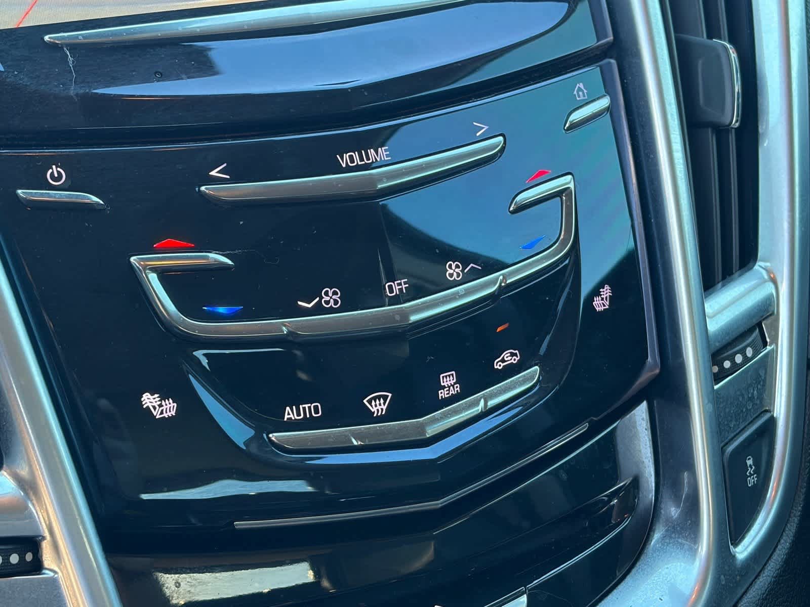 Used 2015 Cadillac SRX Luxury w/ Driver Awareness Package FWD image 26
