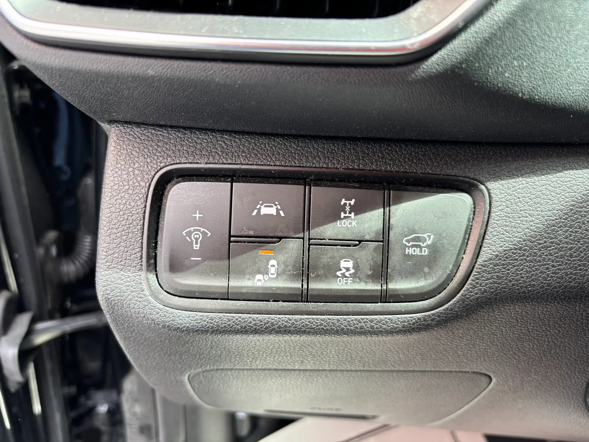 Used 2019 Hyundai Santa Fe Limited w/ Cargo Package image 19