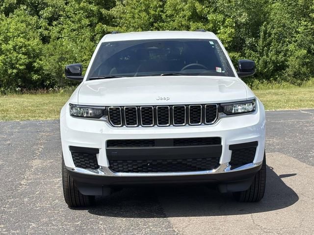 New 2026 Jeep Grand Cherokee L Laredo AWD/4WD image 29