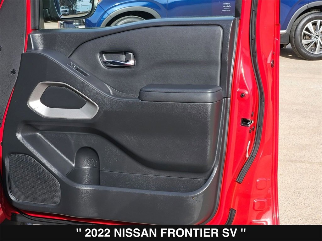 Used 2022 Nissan Frontier SV w/ Technology Package image 30