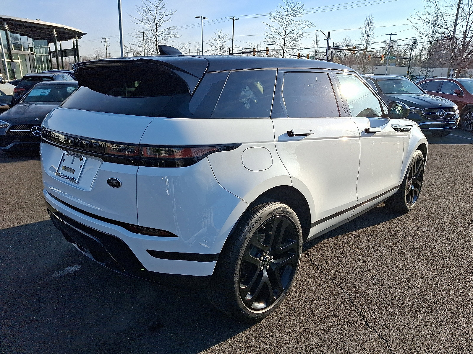Used 2020 Land Rover Range Rover Evoque SE image 6