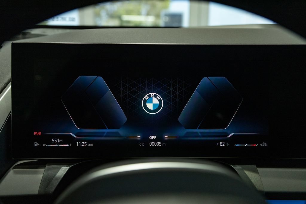 New 2026 BMW X3 xDrive30i w/ M Sport Package AWD/4WD image 23