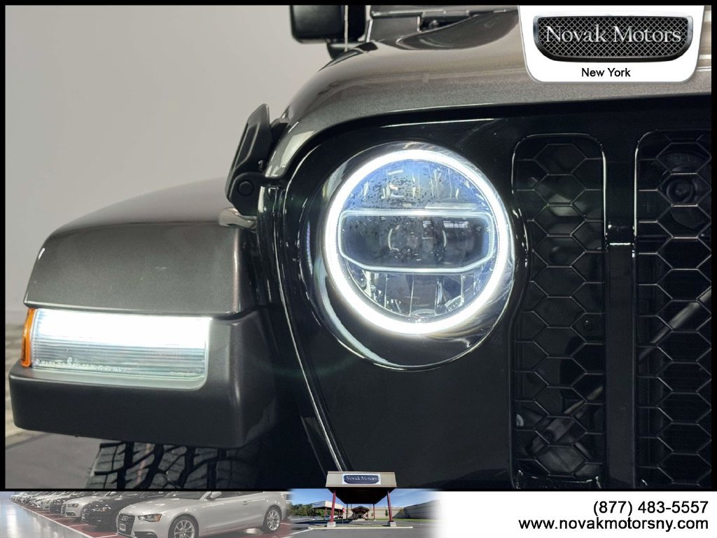 Used 2022 Jeep Gladiator Sport AWD/4WD image 10