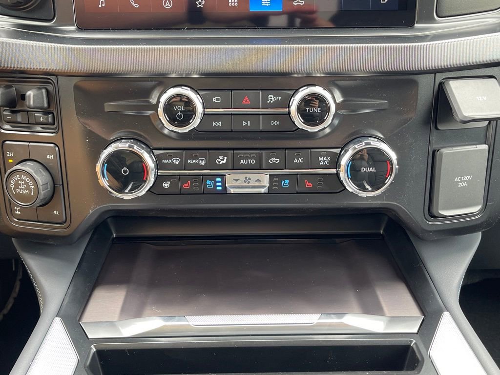 New 2026 Ford F250 Platinum w/ Tremor Off-Road Package AWD/4WD image 14