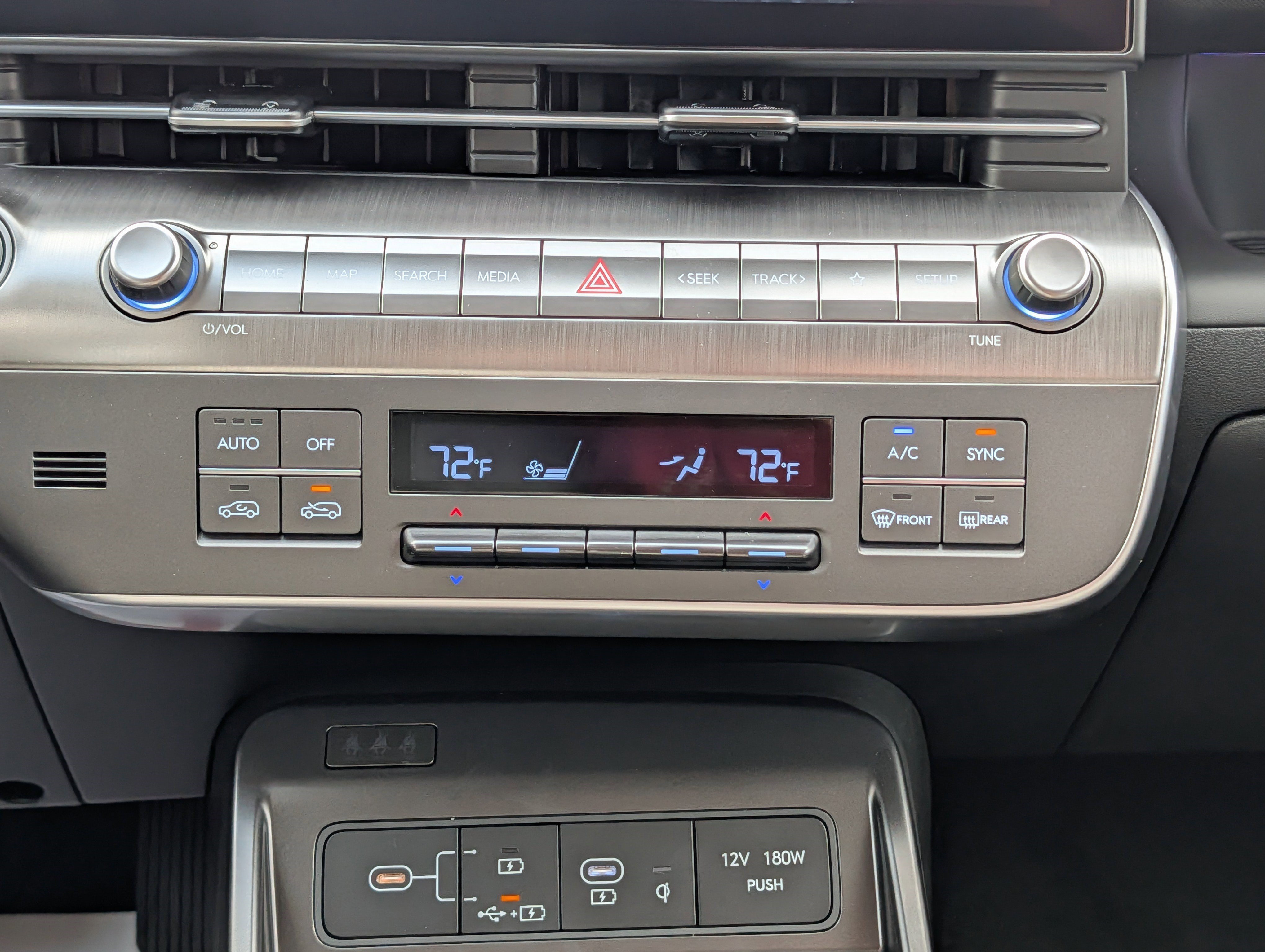 New 2026 Hyundai Kona Limited AWD/4WD image 11