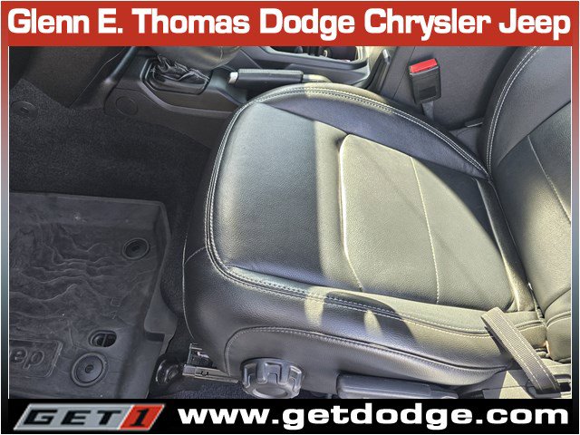 Used 2023 Jeep Wrangler Sahara w/ Cold Weather Group image 23