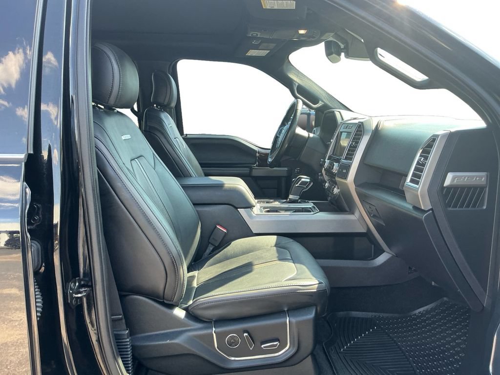 Used 2016 Ford F150 Platinum w/ Equipment Group 701A Luxury AWD/4WD image 22