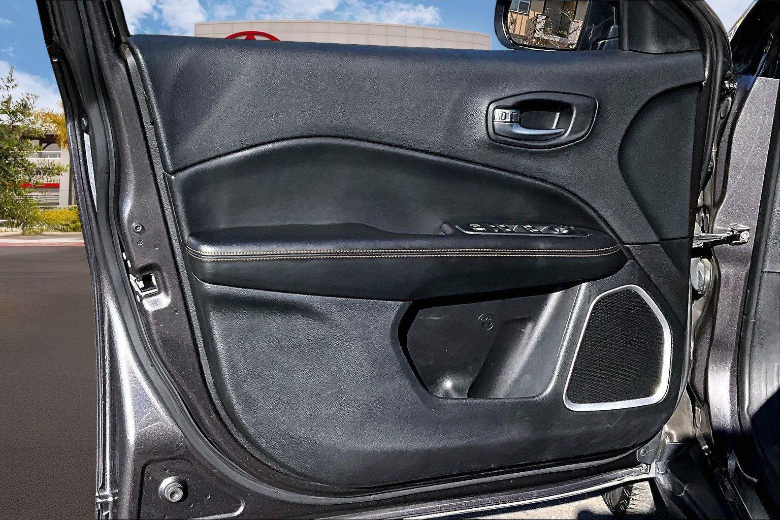 Used 2019 Jeep Compass Limited image 22