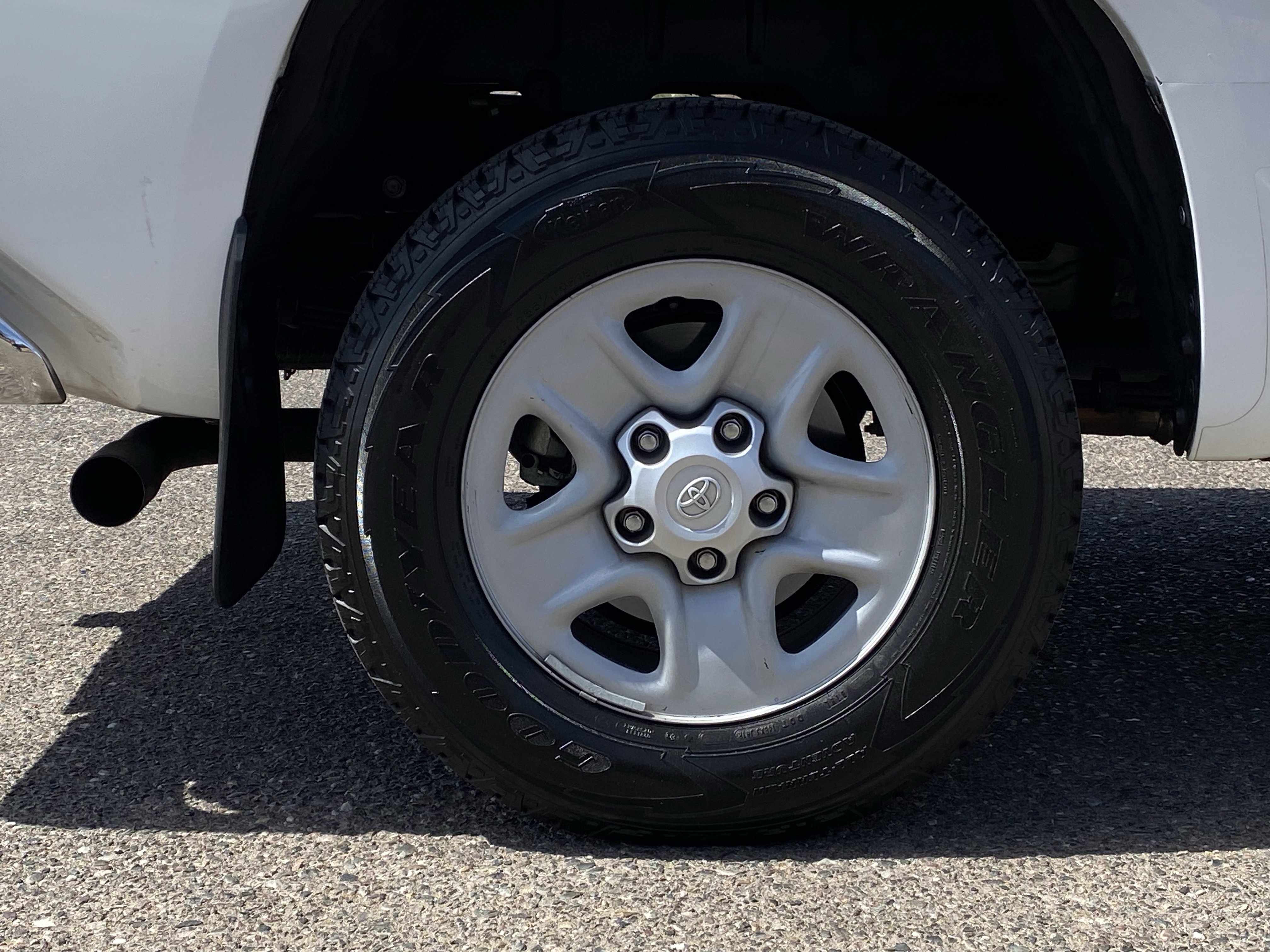 Used 2019 Toyota Tundra SR5 w/ SR5 Upgrade Package RWD image 9