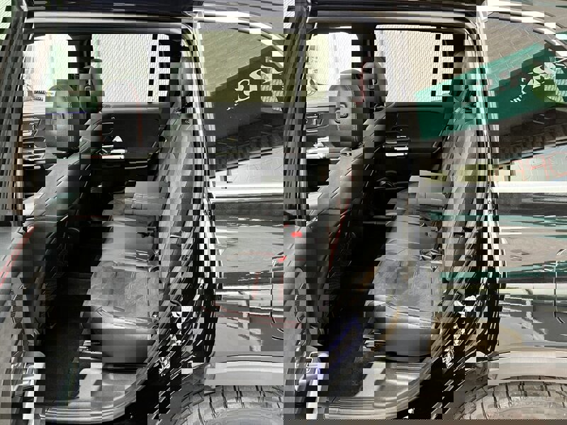 Used 2020 Mercedes-Benz GLB 250 4MATIC w/ AMG Line image 21