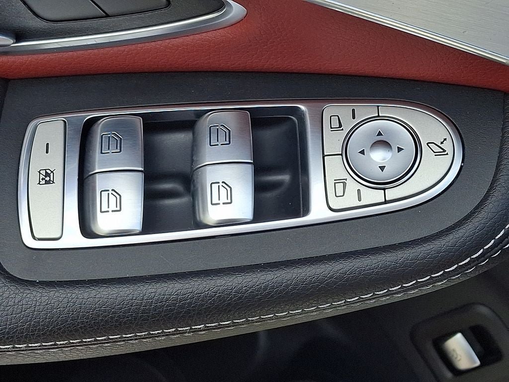 Used 2022 Mercedes-Benz GLC 300 4MATIC image 26