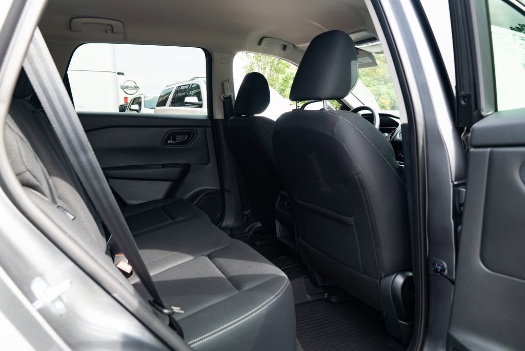 New 2026 Nissan Rogue S image 22
