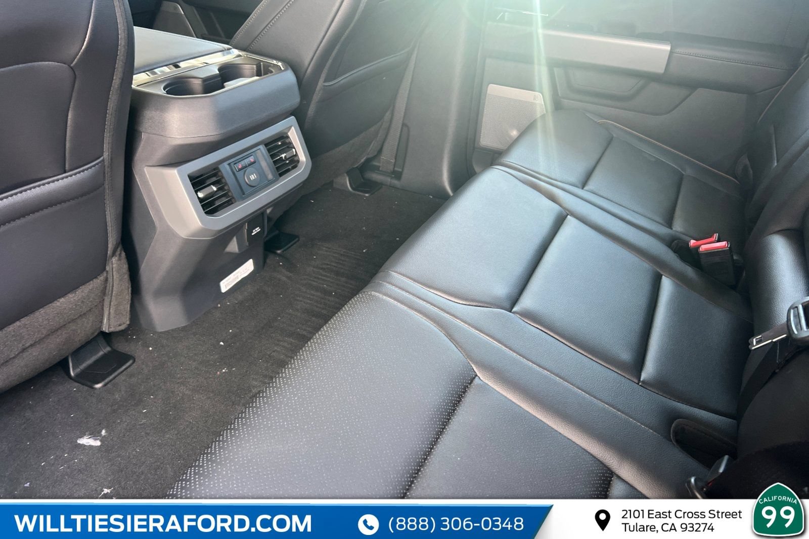 New 2026 Ford F250 Lariat w/ FX4 Off-Road Package AWD/4WD image 13