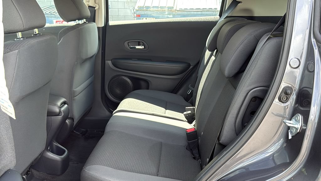 Used 2021 Honda HR-V LX image 22