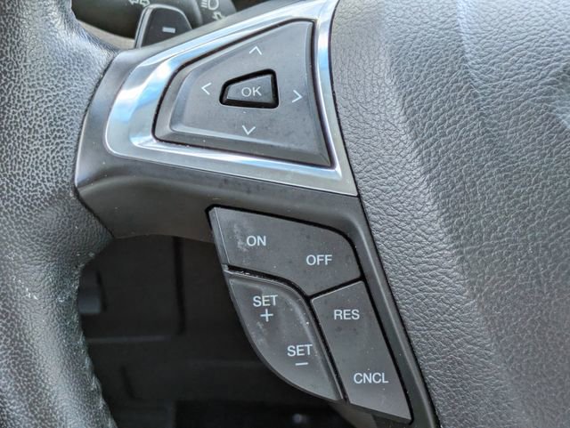 Used 2016 Ford Edge Titanium FWD image 24