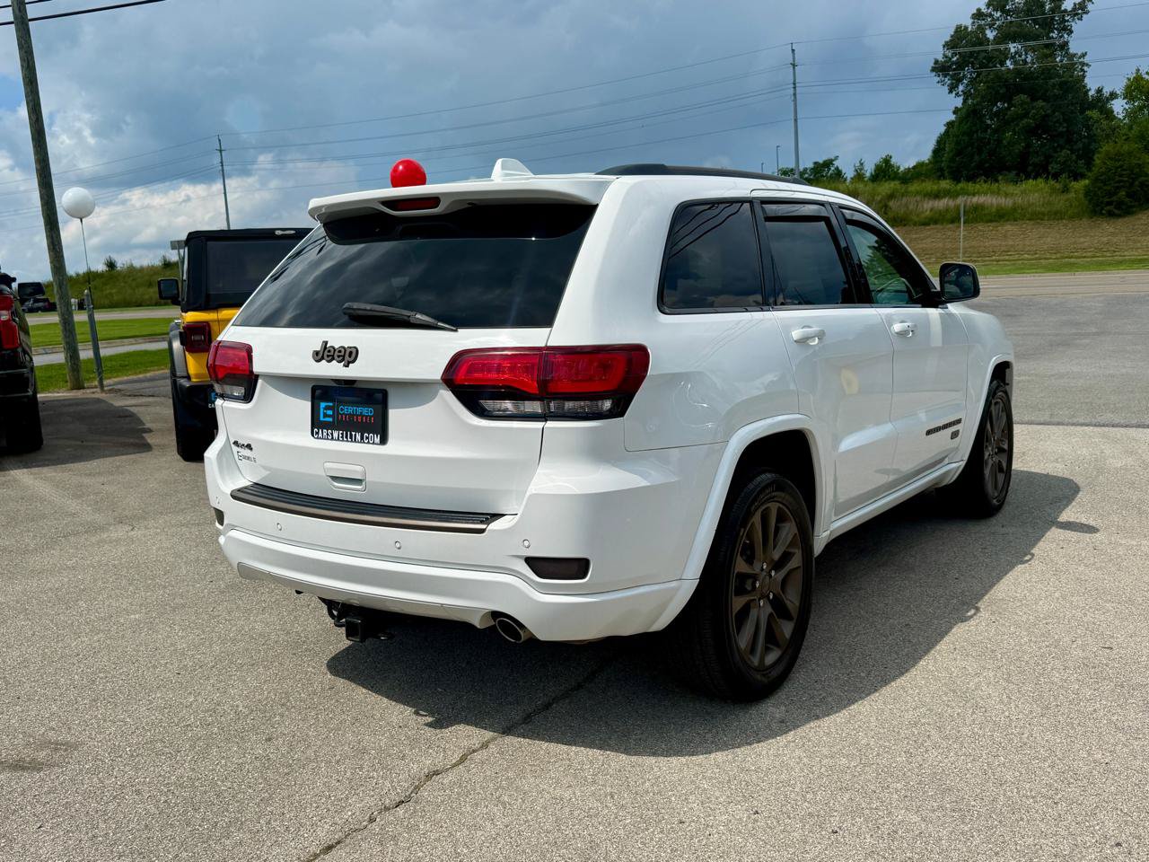 Used 2017 Jeep Grand Cherokee Limited 75th Anniversary AWD/4WD image 17