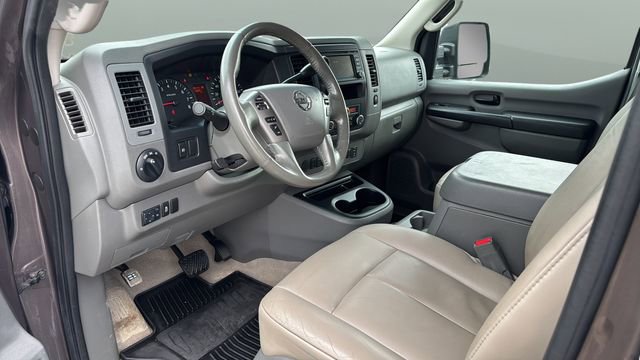 Used 2015 Nissan NV 3500 SL image 9