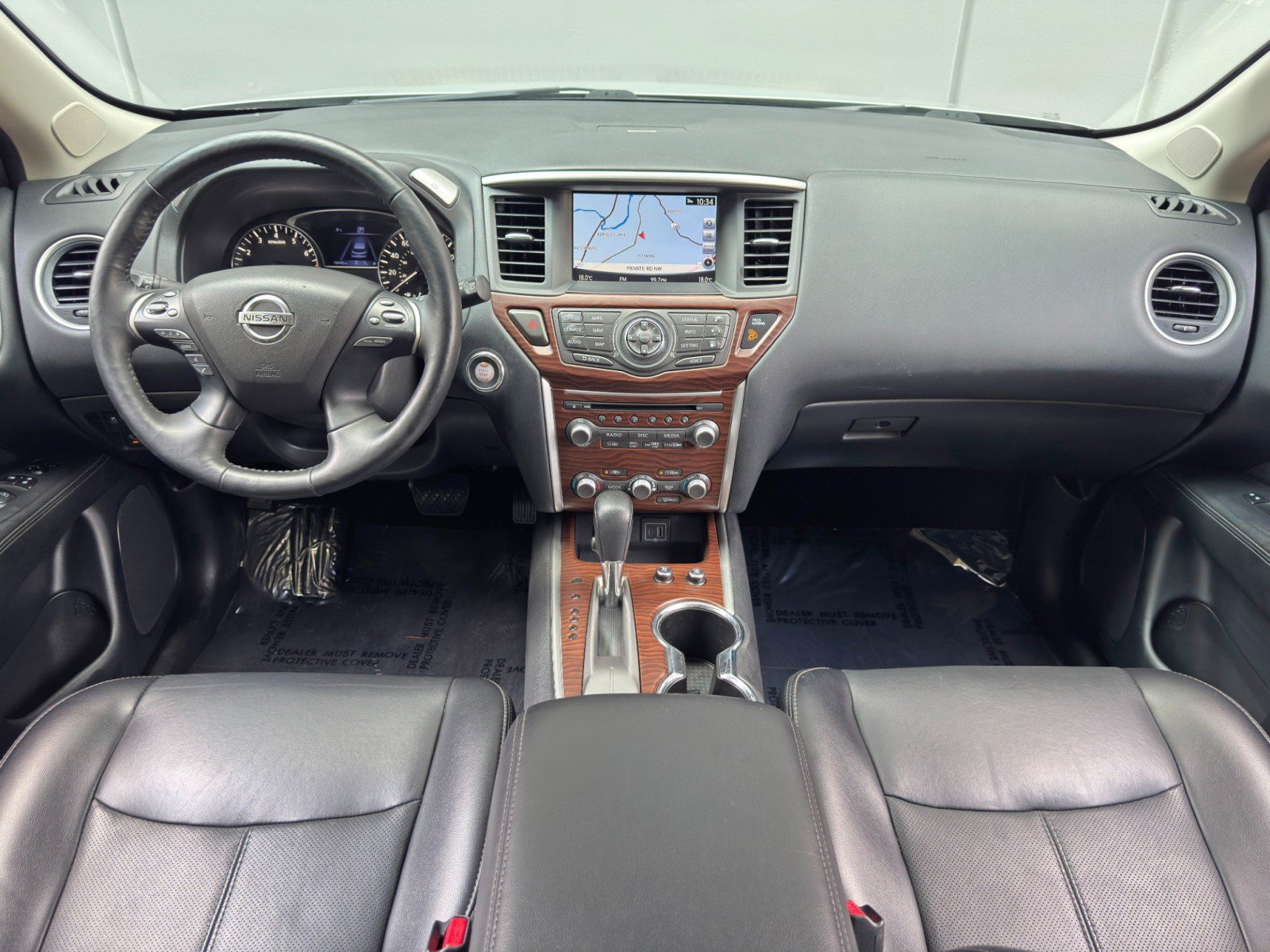 Used 2020 Nissan Pathfinder Platinum FWD image 12