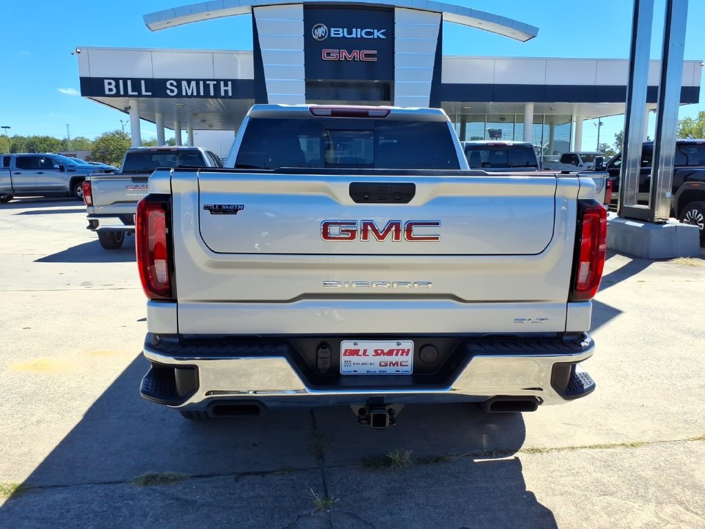 Used 2022 GMC Sierra 1500 SLT w/ SLT Convenience Package AWD/4WD image 6