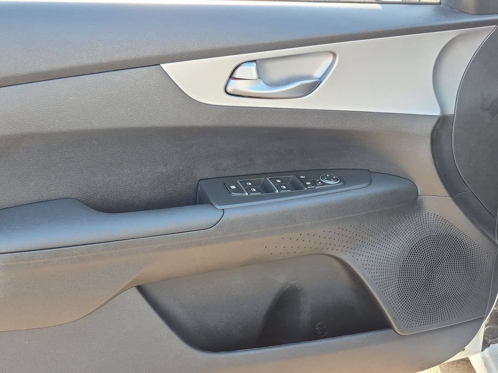 Certified 2023 Kia Forte LXS FWD image 21