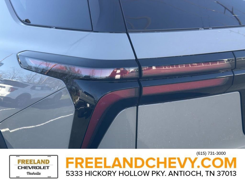 New 2026 Chevrolet Traverse Z71 w/ Driver Confidence Package image 11