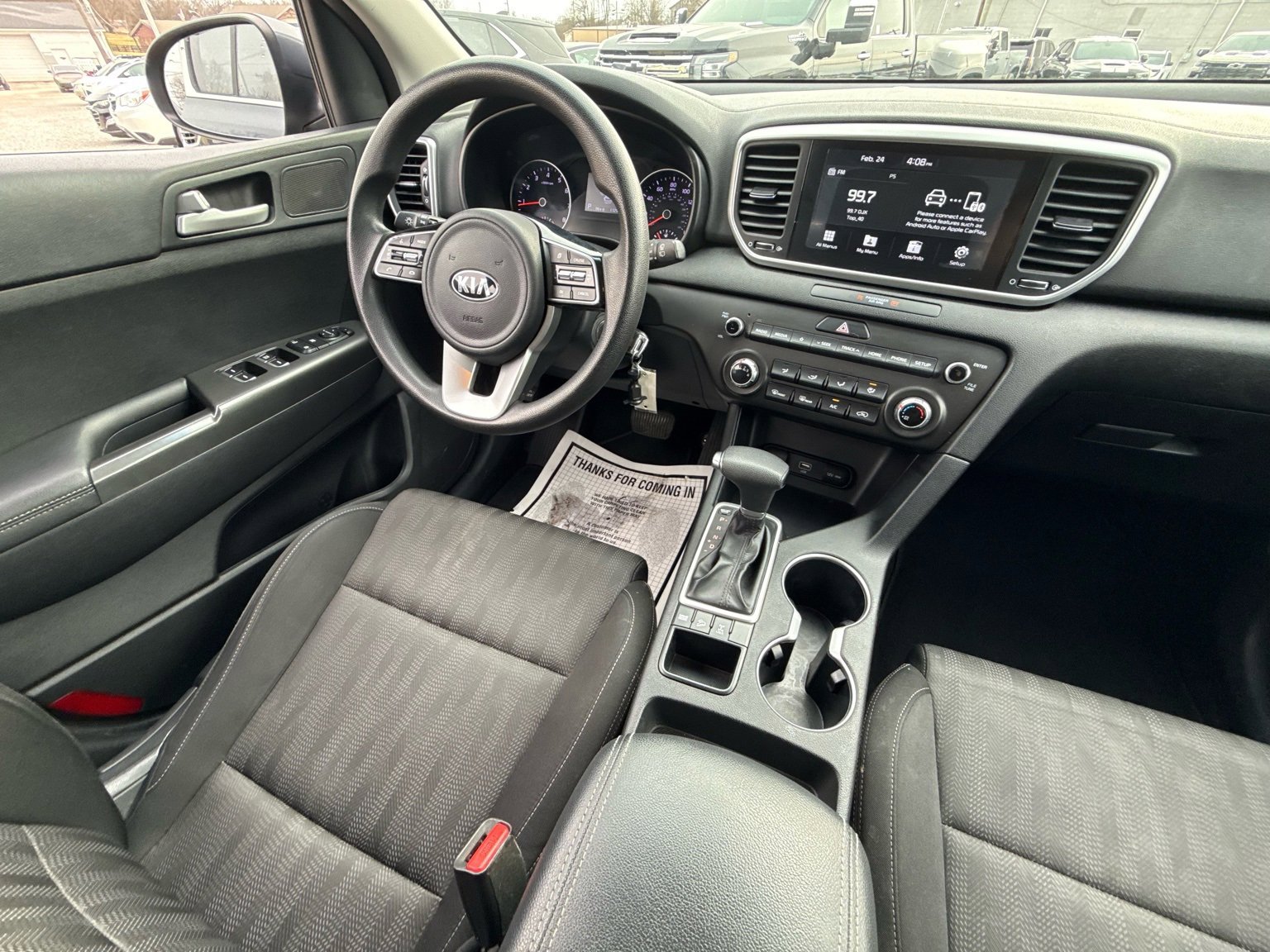 Used 2020 Kia Sportage LX image 3