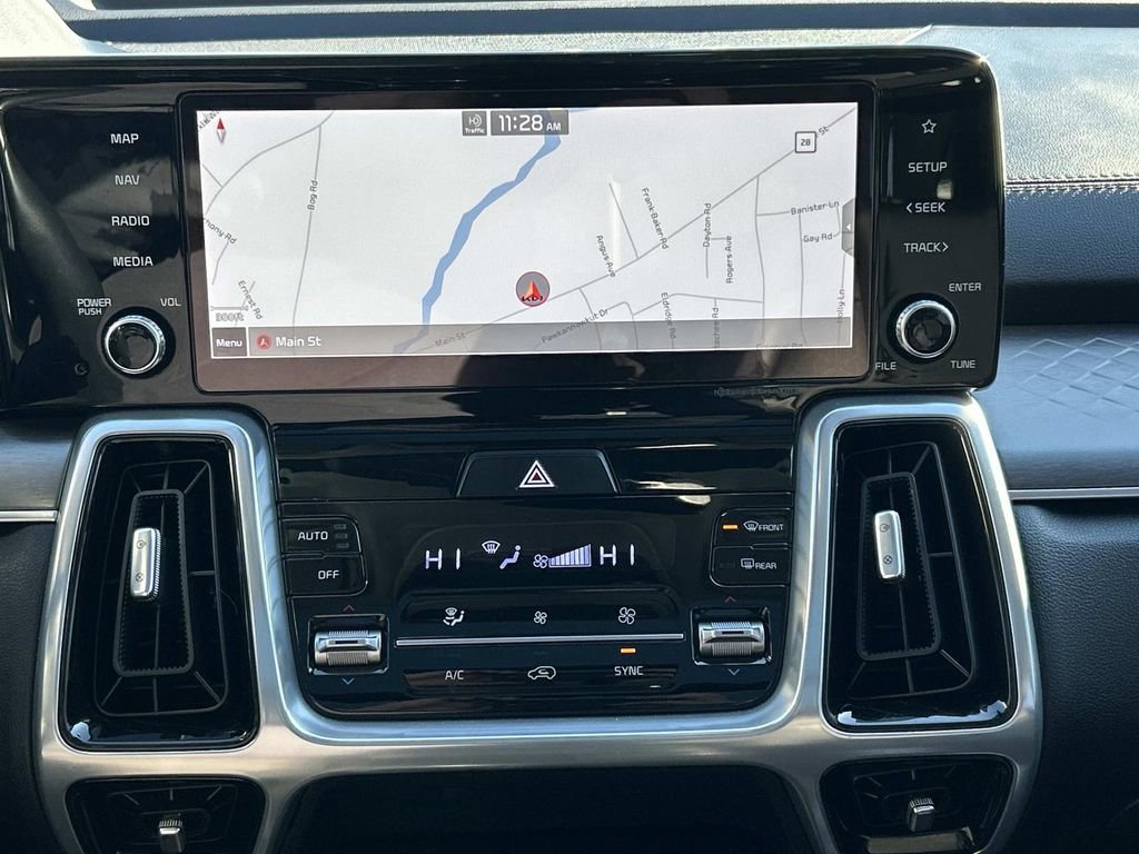 Certified 2022 Kia Sorento SX image 26