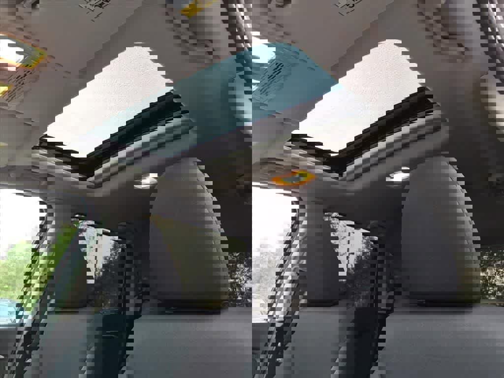 Used 2019 Honda Fit EX image 14