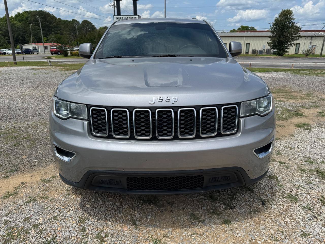 Used 2019 Jeep Grand Cherokee Laredo w/ Laredo X Package RWD image 6