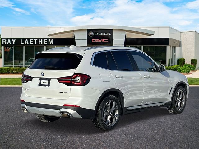 Used 2023 BMW X3 xDrive30i image 5