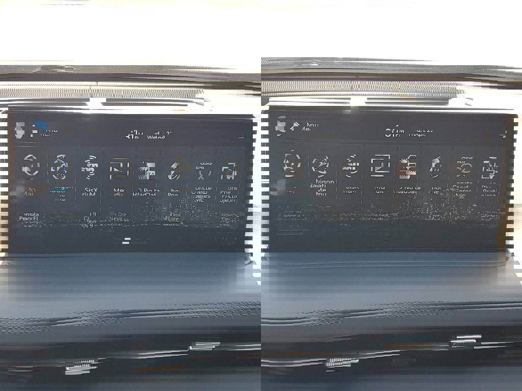 Used 2024 Genesis GV70 3.5T Sport w/ Sport Advanced Package image 17