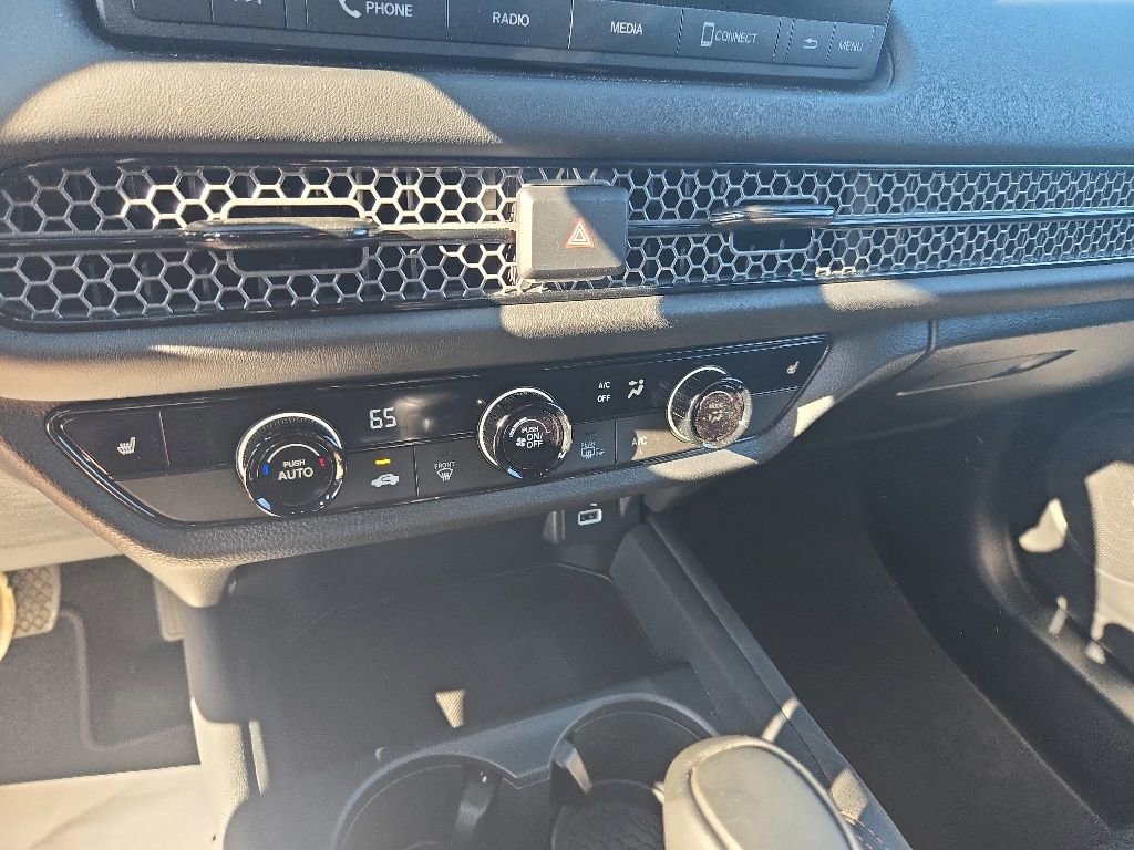 Certified 2025 Honda HR-V Sport image 22