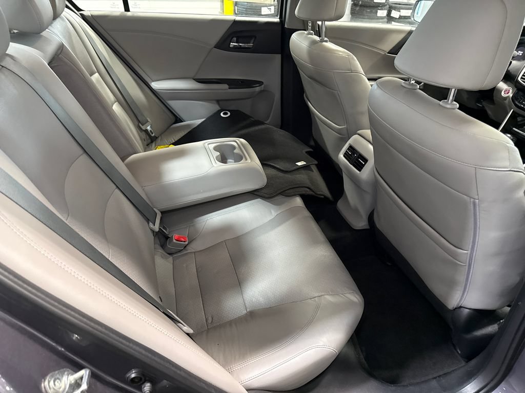 Used 2016 Honda Accord EX-L image 13
