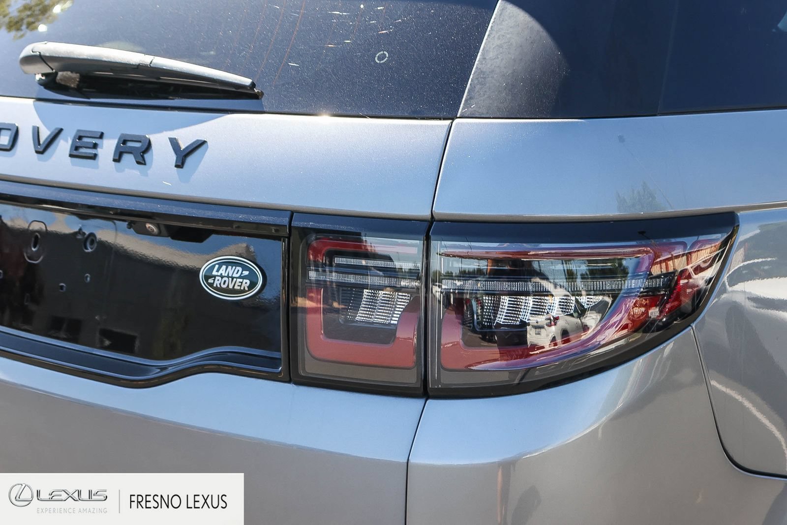 Used 2022 Land Rover Discovery Sport S AWD/4WD image 7