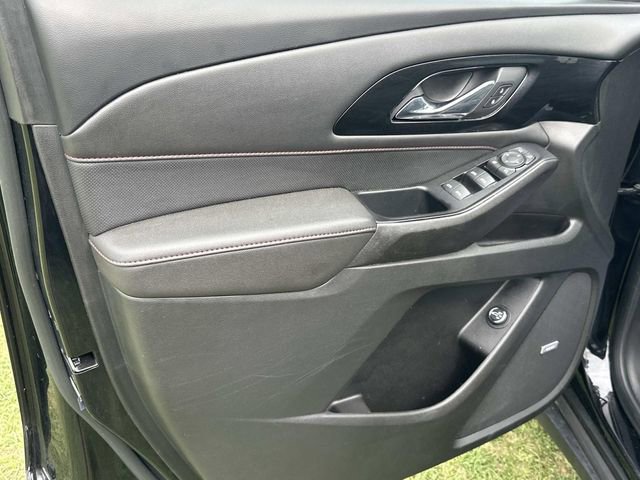 Used 2023 Chevrolet Traverse RS w/ LPO, Floor Liner Package image 21