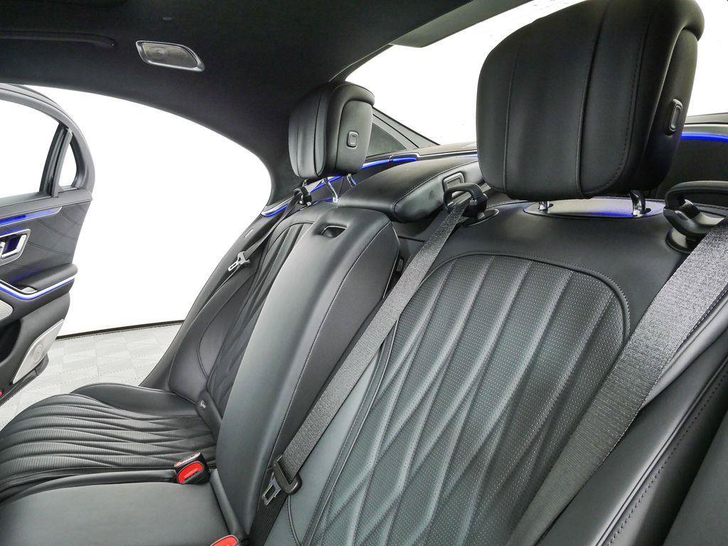 Used 2025 Mercedes-Benz S 63 AMG S image 23