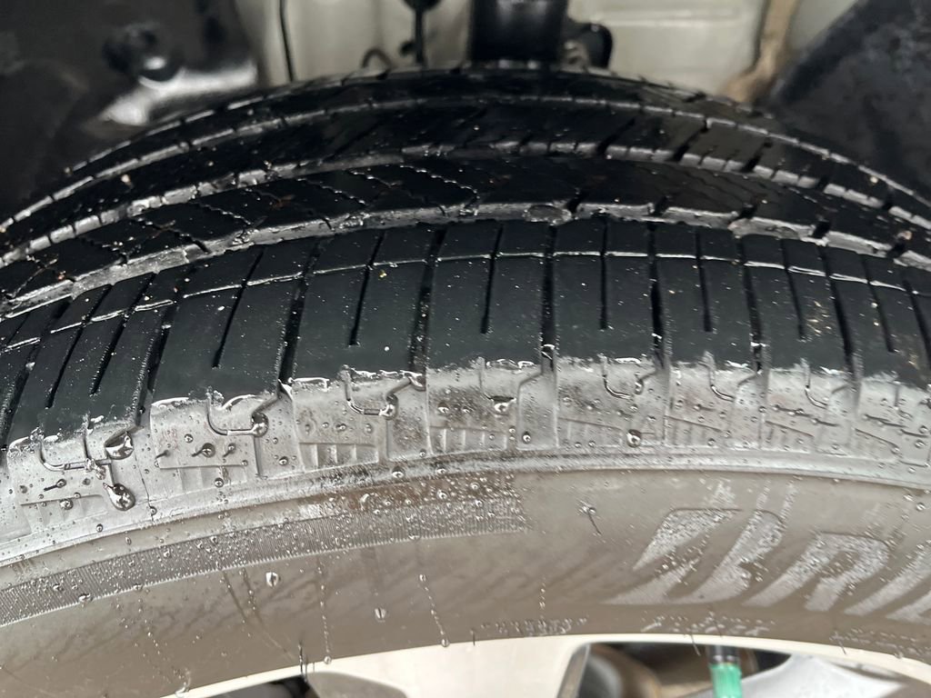 Used 2025 Honda Pilot Touring image 29