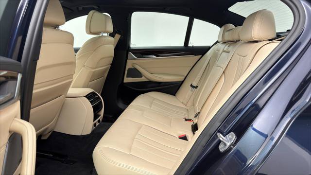 Used 2018 BMW 540i RWD image 17