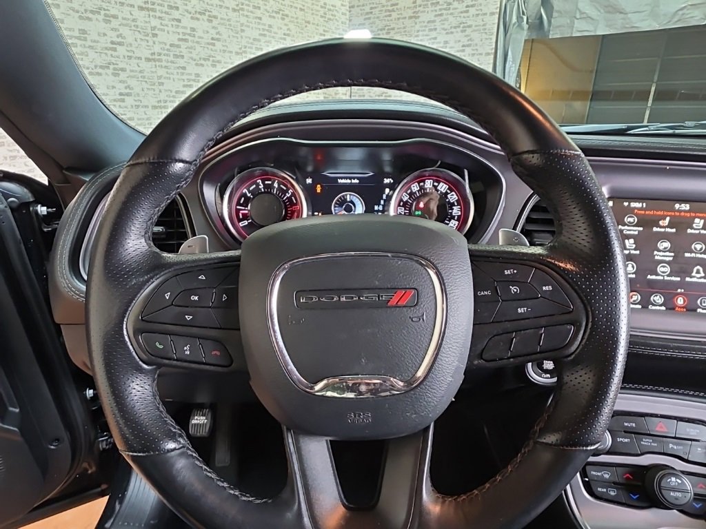 Used 2023 Dodge Challenger R/T w/ Plus Package image 21