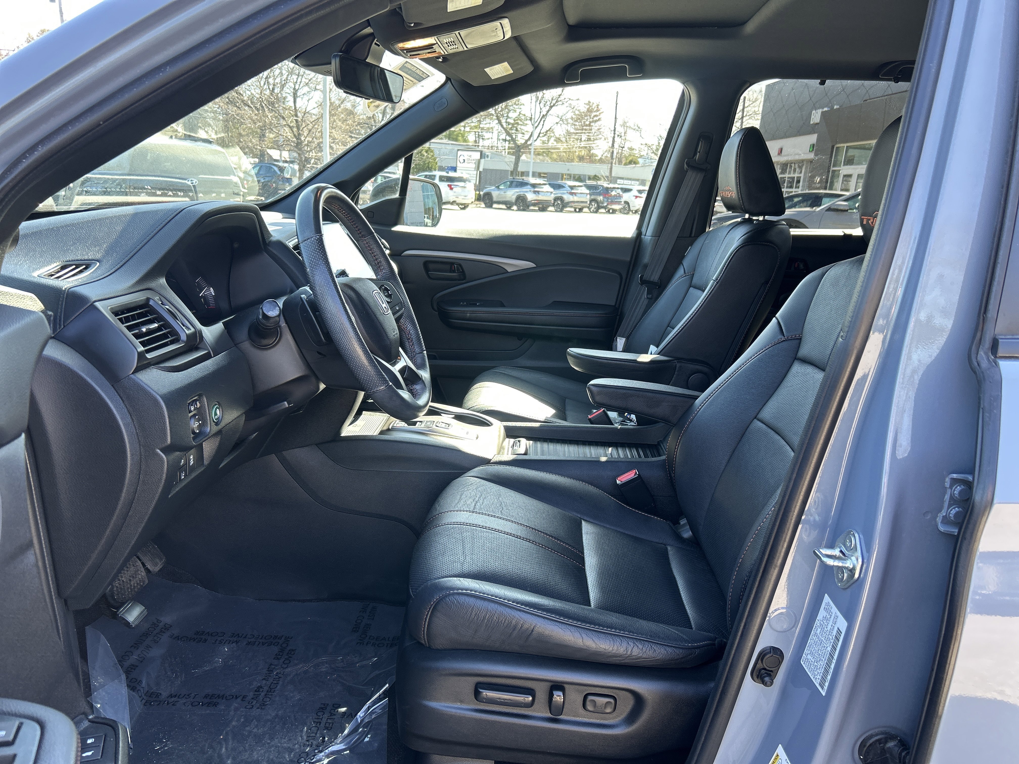 Used 2023 Honda Passport TrailSport image 14