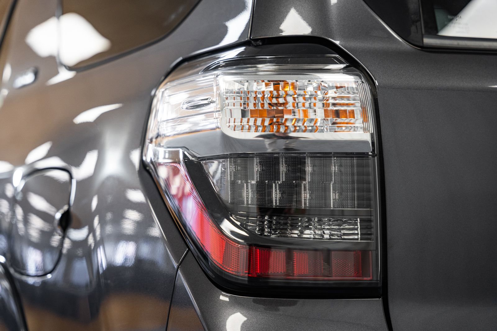 Used 2019 Toyota 4Runner SR5 Premium image 7