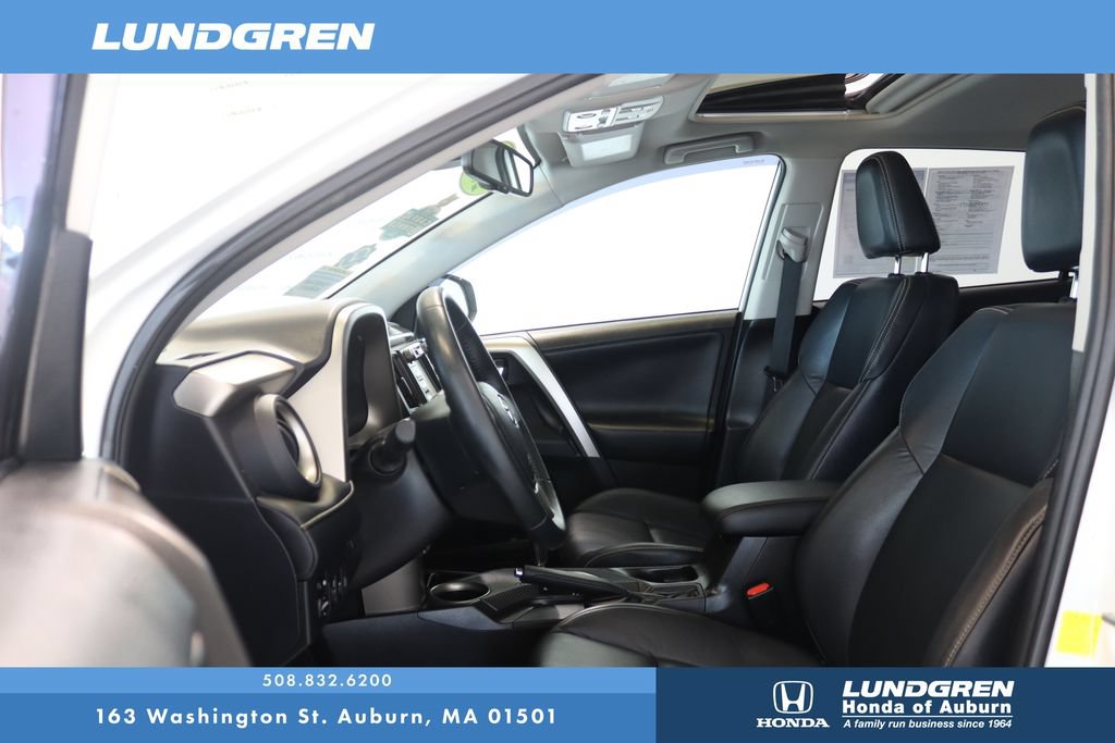 Used 2015 Toyota RAV4 Limited w/ Technology Package AWD/4WD image 10