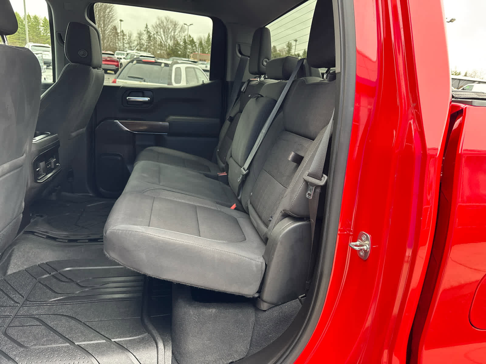 Used 2019 Chevrolet Silverado 1500 LT Trail Boss image 17